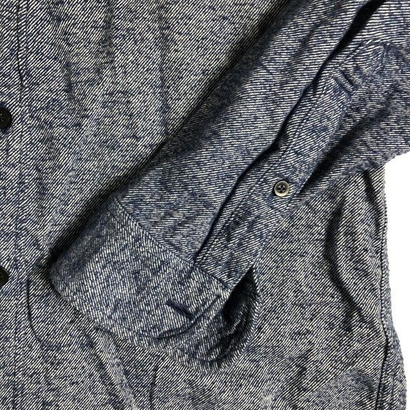 Hollister Blue Logo Chambray Button Down Shirt Size M I68 - Picture 4 of 5